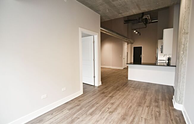 1 bed, 1 bath, 711 sqft, $3,000, Unit 3833-203