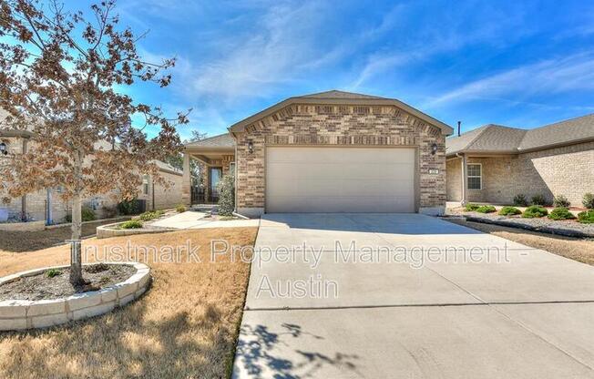 220 COMAL LN