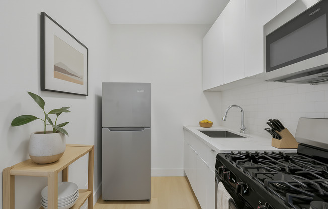 1 bed, 1 bath, 490 sqft, $1,795, Unit 107