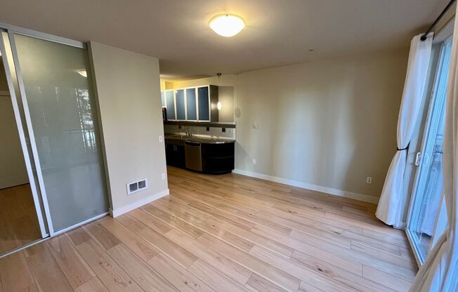 1 bed, 1 bath, $1,850, Unit # 412