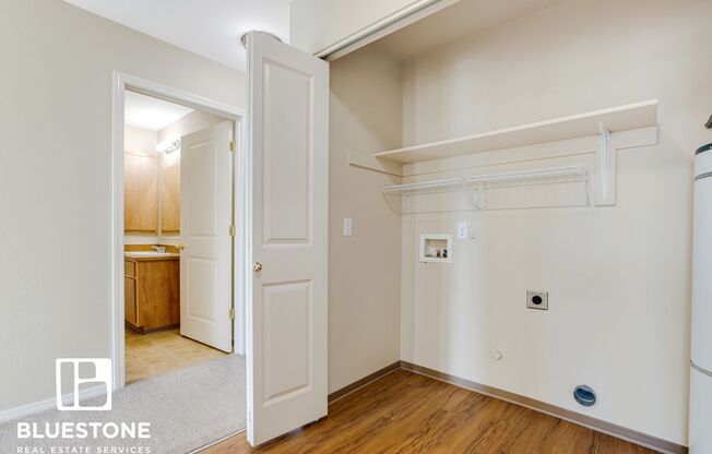 2 beds, 2 baths, 1,015 sqft, $1,450, Unit 1276-104