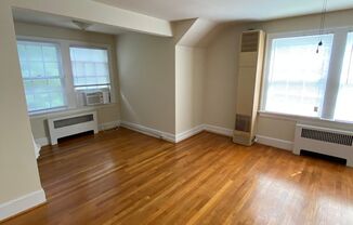 1 bed, 1 bath, 700 sqft, $1,095, Unit 5