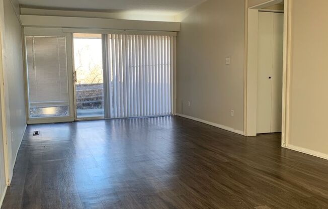 3 beds, 2 baths, 1,034 sqft, $975, Unit 11A