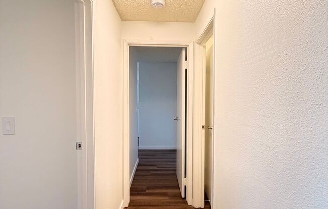 2 beds, 1.5 baths, 950 sqft, $2,275, Unit 237