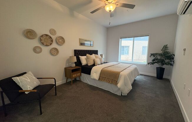 2 beds, 2 baths, 1,034 sqft, $1,950, Unit 4888-141