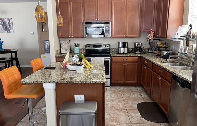 930 MDW GLADE DR