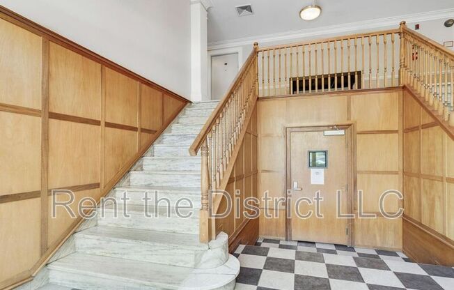 1708 Newton St NW  Unit 102