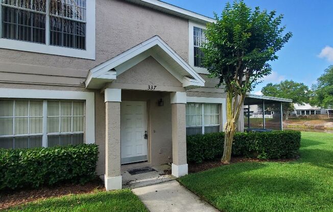 Beautiful 2-Bedroom, 3-Bathroom Townhome in Brandon
