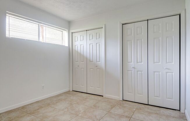 2 beds, 1 bath, 850 sqft, $937, Unit 1E