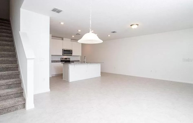2541 Red Spruce Way
