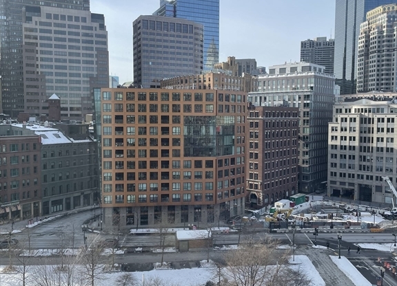 1 bed, 1 bath, 750 sqft, $3,400, Unit 10A