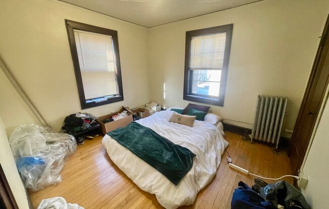 1 bed, 1 bath, $995, Unit 26