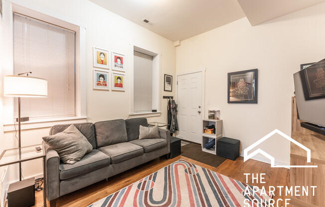 2146 W Chicago Ave F2