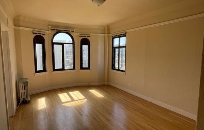 2905-2911 Van Ness Avenue