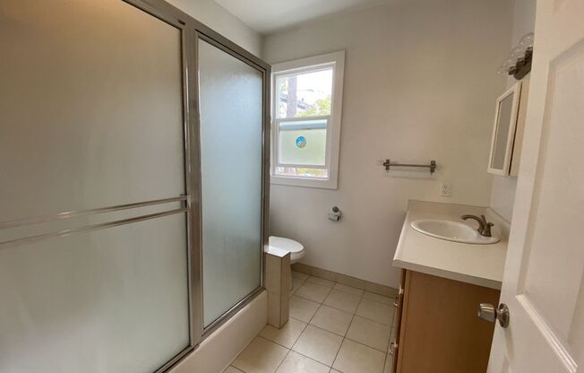 1 bed, 1 bath, $1,895