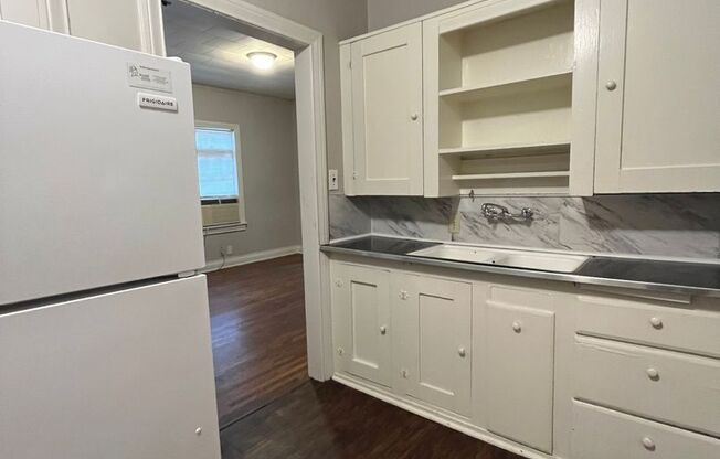 1 bed, 1 bath, 780 sqft, $700