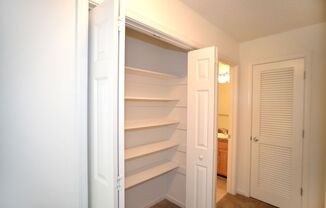 2 beds, 2 baths, 1,040 sqft, $1,640, Unit 00 - 735104