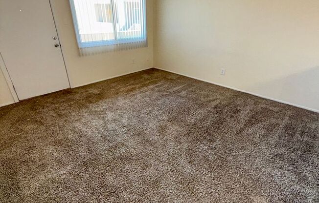 1 bed, 1 bath, 575 sqft, $944, Unit 305