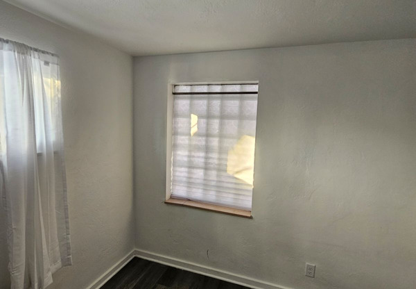 3034 IOWA ST