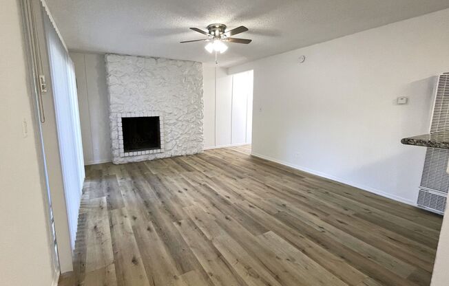 1 bed, 1 bath, $1,995, Unit 020#04