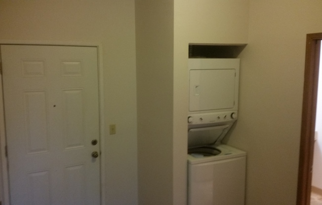 1 bed, 1 bath, 580 sqft, $1,699, Unit 404