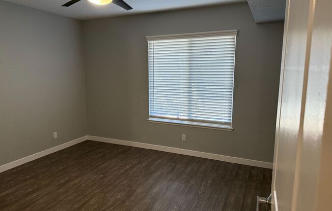 2 beds, 2 baths, 910 sqft, $2,745, Unit 1I