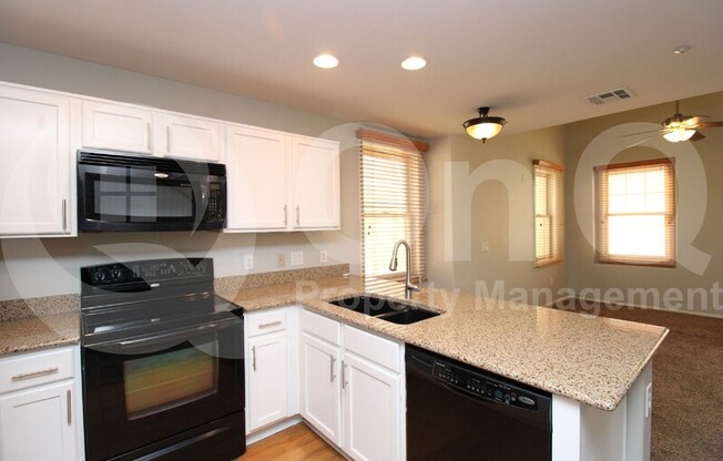 1335 S SABINO DR