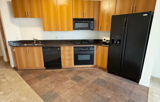 1 Bed/ 1 Bath Condo for Rent at Park Blvd. East!