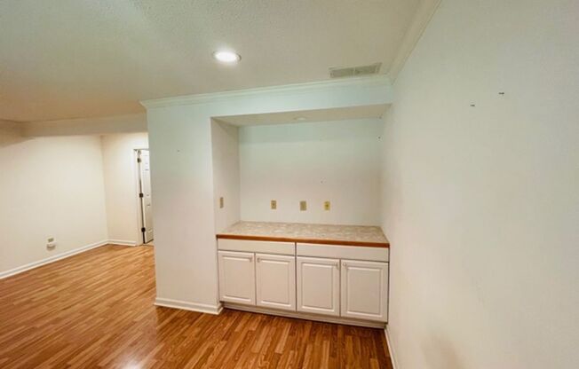 2 beds, 2 baths, $1,550