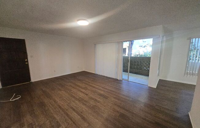 Live Oak St. Apartments