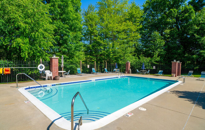 Refreshing Outdoor Pool at Glenn Valley Apartments, Battle Creek, 49015