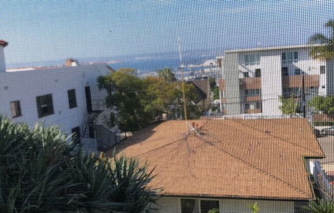 Studio, 1 bath, 425 sqft, $1,875, Unit 17