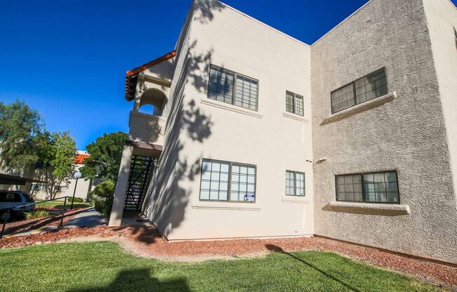 Fully Furnished 2 Bedroom Condo