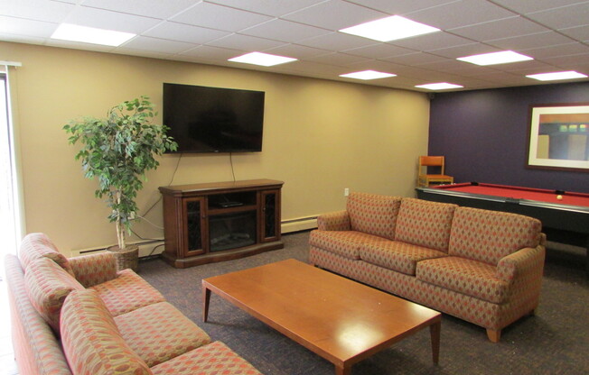 Studio, 1 bath, 494 sqft, $988, Unit 99-200