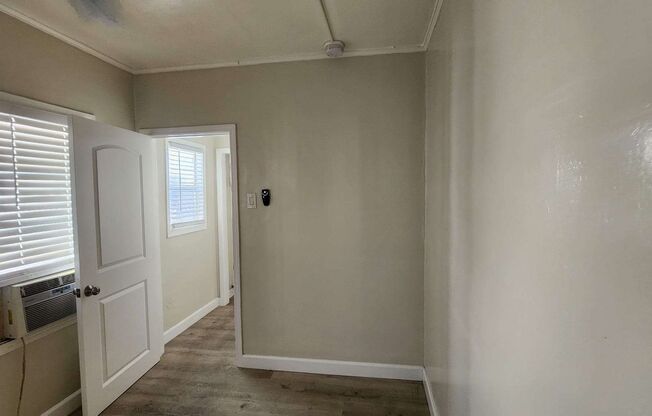 1 bed, 1 bath, $2,096, Unit 1815