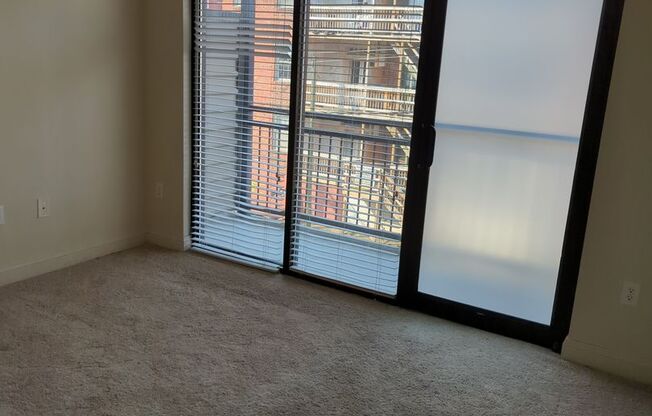 1 bed, 1 bath, $1,300, Unit APARTMENT 306