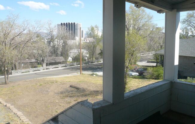 223 University Terrace