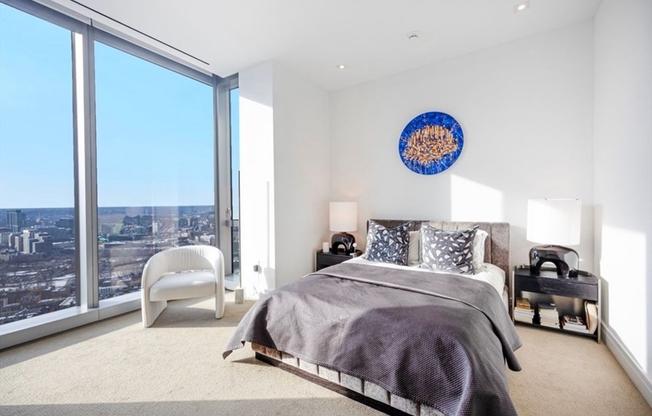 1 bed, 1.5 baths, 897 sqft, $10,000, Unit 3606