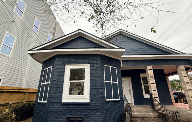 1519 MCKEE ST