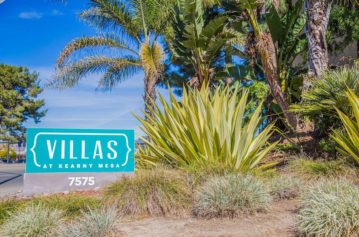 Vista Pacific Apartments