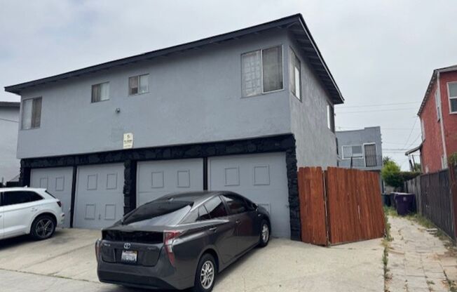 CERRITOS 756 - 758