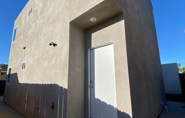 AVAILABLE FOR MOVE IN NOW!! Gorgeous brand new build in the College Area! Fantastic 4 bedroom, two bath home ready for you!
