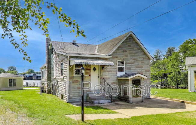 8349 BEAR CRK DR