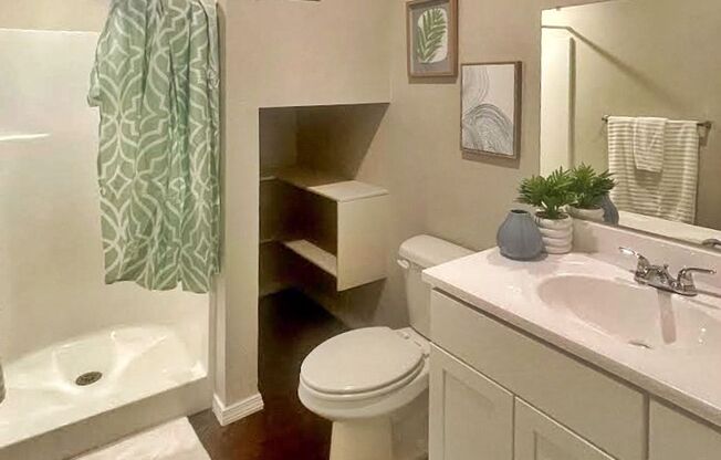 2 beds, 2 baths, $1,006, Unit 324