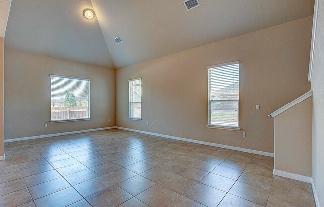11008 BRUNEAU TRL