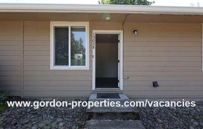SE Arista Dr - 2 bedroom unit in the heart of Oak Grove