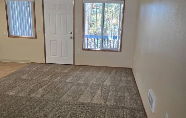 1 bed, 1 bath, 564 sqft, $1,250, Unit 1480-2