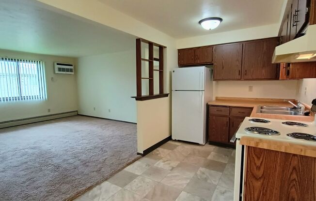 1 bed, 1 bath, 820 sqft, $939