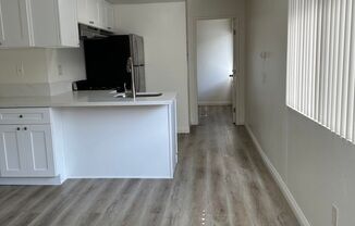 1 bed, 1 bath, $1,925, Unit 4