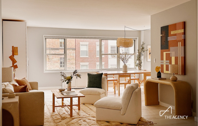 130 E 63 ST
